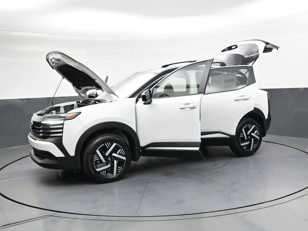 Certified 2026 Nissan Kicks SV w/ Charging Package FWD image 48