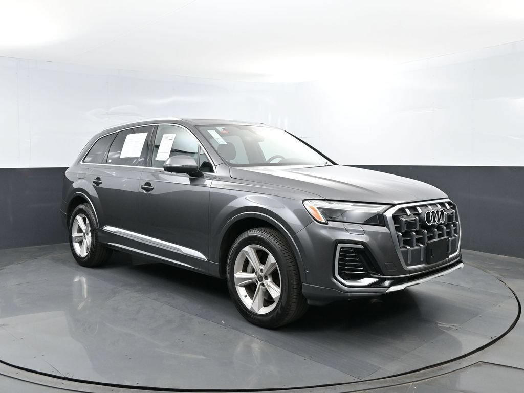 Used 2025 Audi Q7 2.0T Premium AWD/4WD image 4