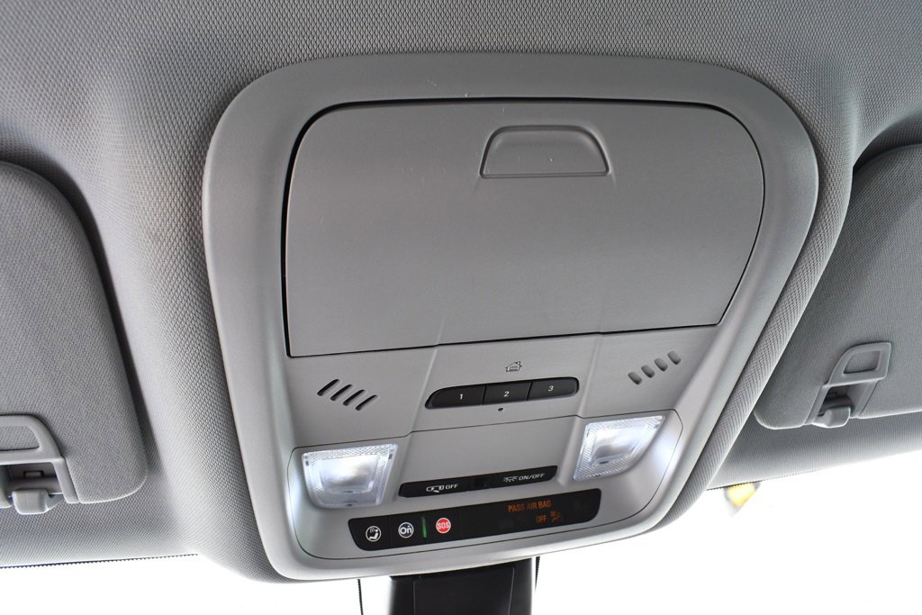 Used 2021 Chevrolet Blazer LT image 35