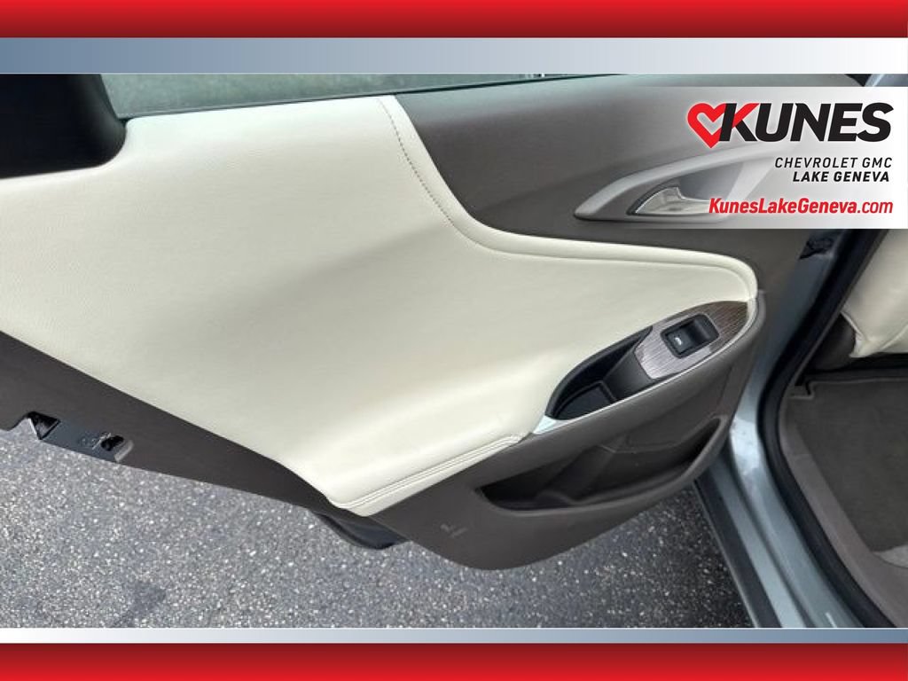 Used 2024 Chevrolet Malibu LT FWD image 17
