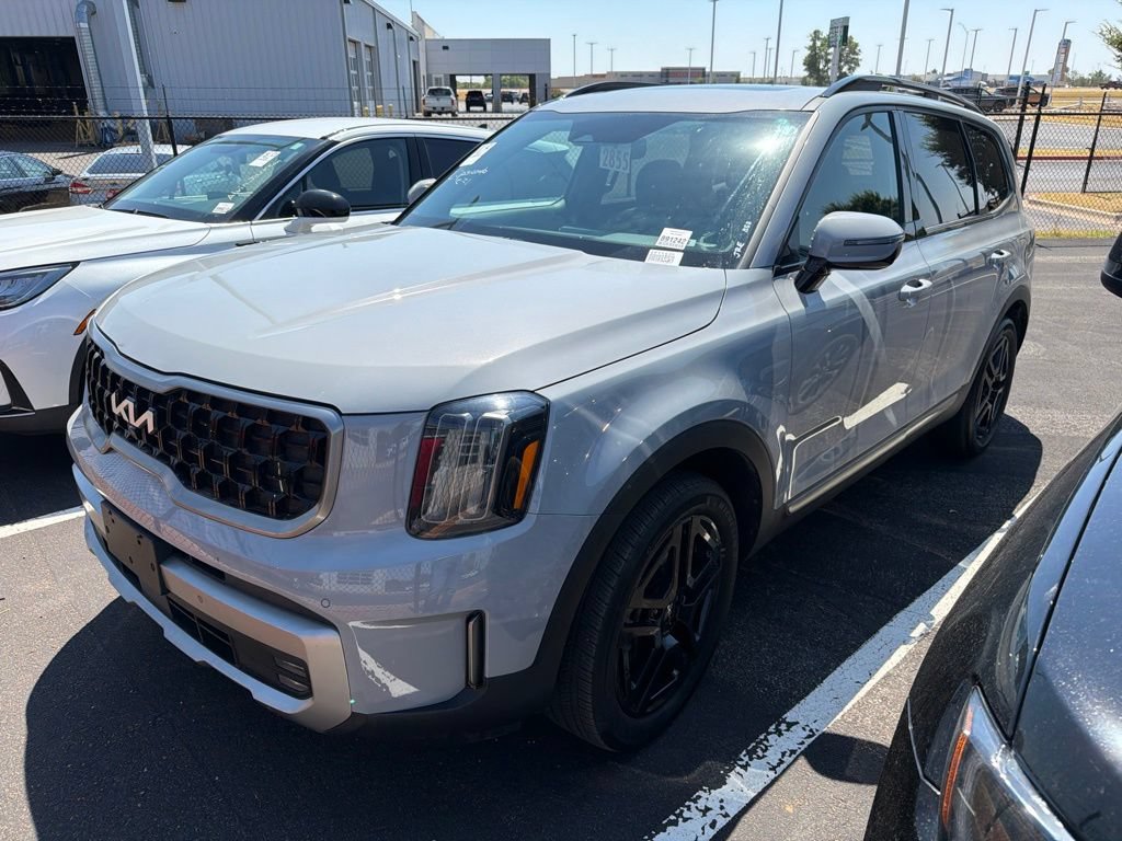 Used 2023 Kia Telluride SX X-Line AWD/4WD image 7