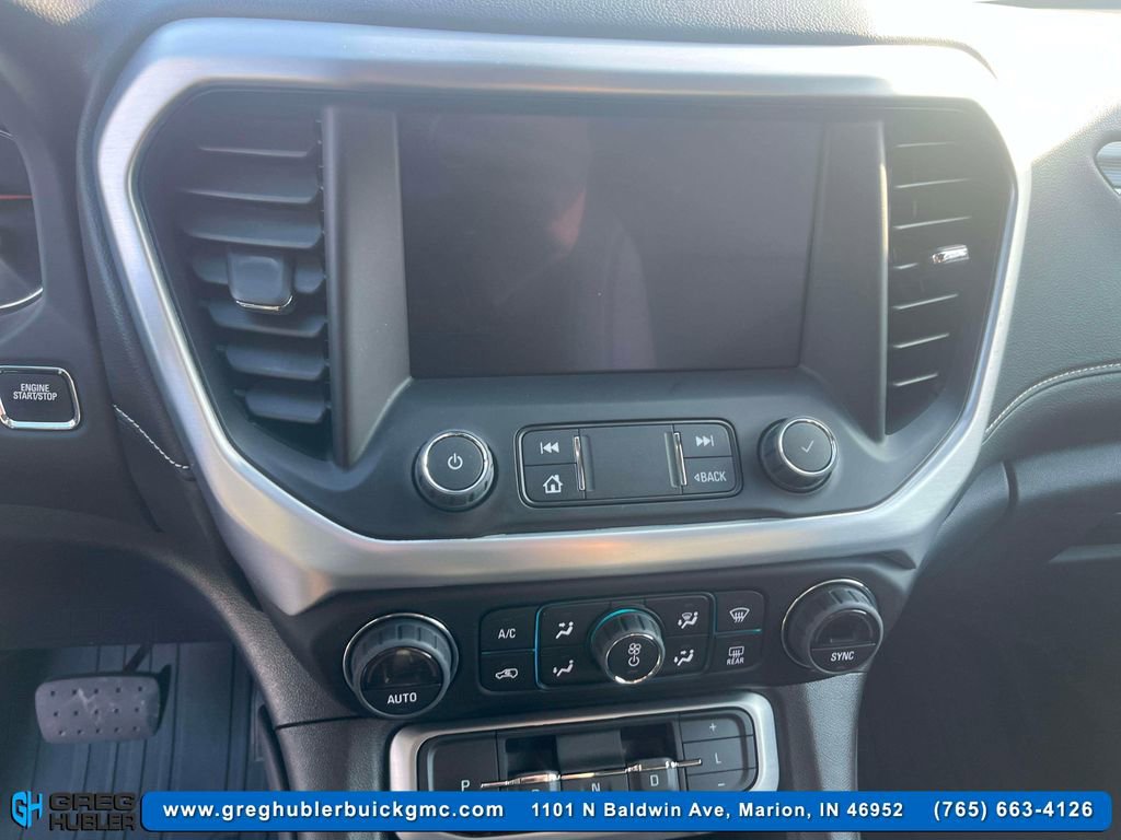 Used 2023 GMC Acadia SLT w/ Technology Package image 16