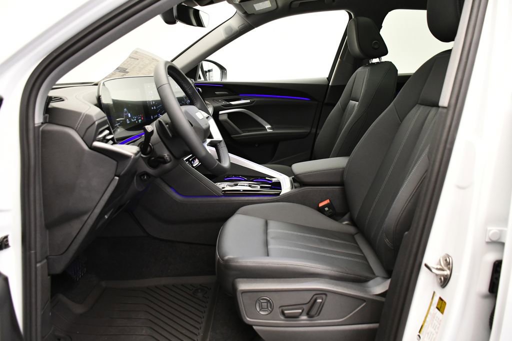 Certified 2025 Audi Q5 2.0T Premium Plus w/ Premium Plus image 37