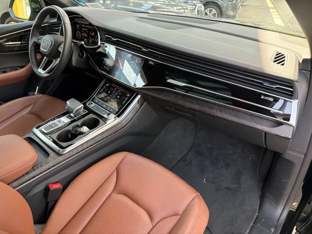 Used 2023 Audi Q8 Premium Plus w/ Premium Plus Package AWD/4WD image 12