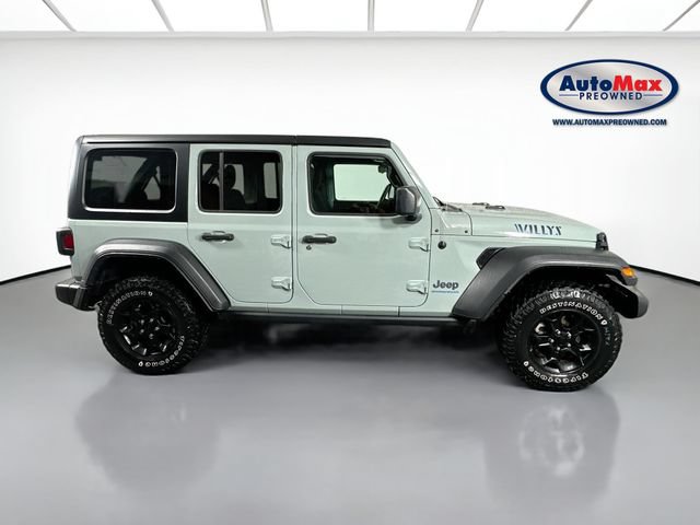 Used 2023 Jeep Wrangler Unlimited w/ Cold Weather Group AWD/4WD image 9