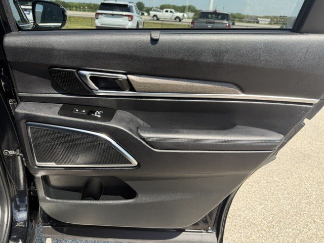 Used 2022 Kia Telluride SX w/ SX Prestige Package AWD/4WD image 39