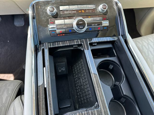 Used 2024 Lincoln Navigator Black Label image 29