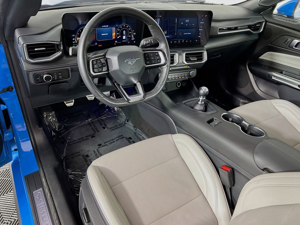 Used 2025 Ford Mustang GT Premium RWD image 9