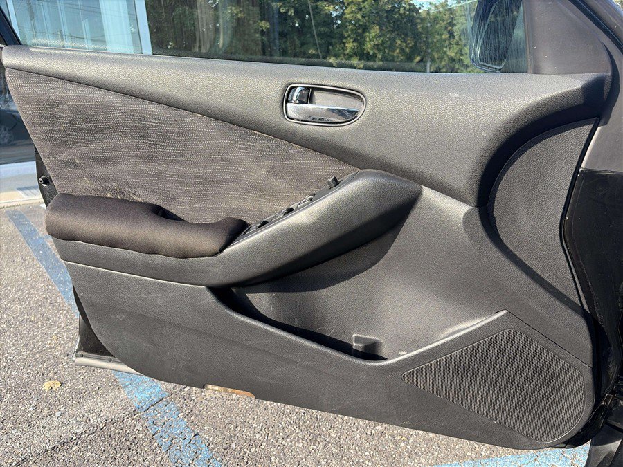 Used 2011 Nissan Altima 2.5 S FWD image 21