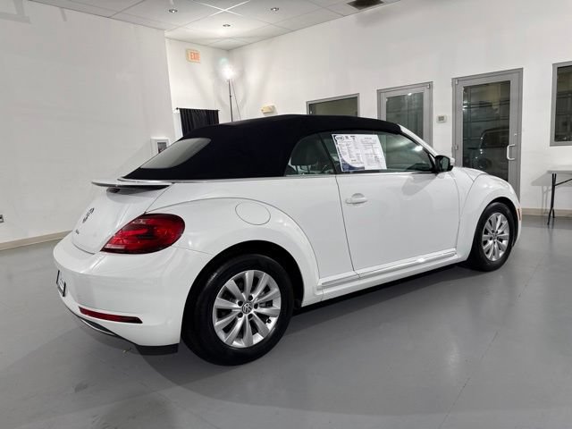 Used 2019 Volkswagen Beetle 2.0T S FWD image 12