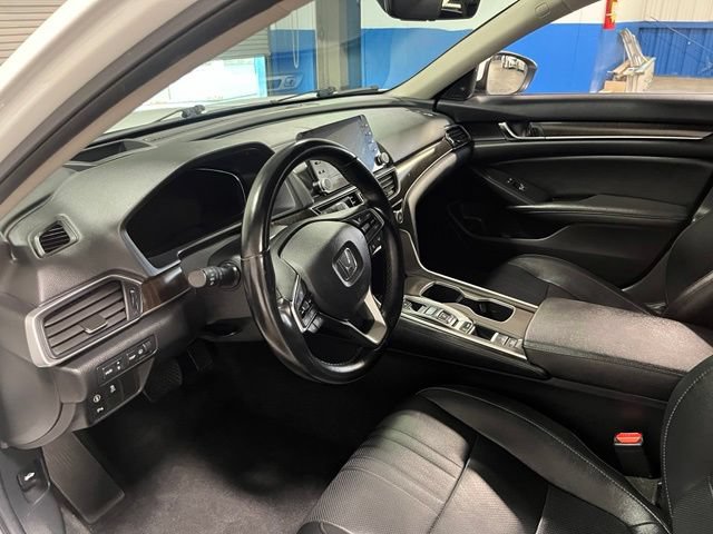 Used 2020 Honda Accord Touring image 23