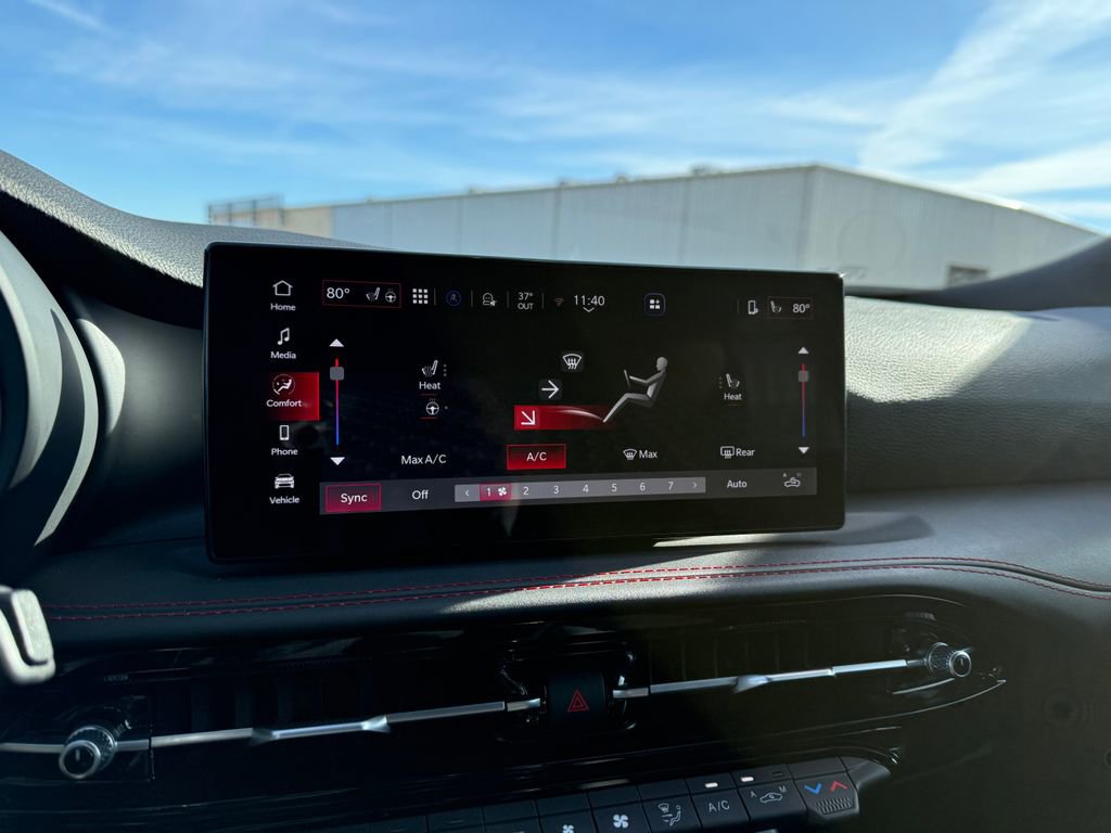 Used 2024 Dodge Hornet R/T image 31