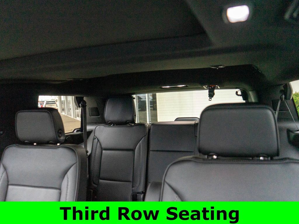 Used 2024 GMC Yukon Denali AWD/4WD image 13