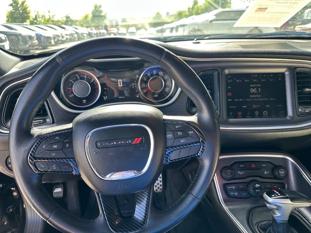 Used 2015 Dodge Challenger R/T Plus RWD image 29