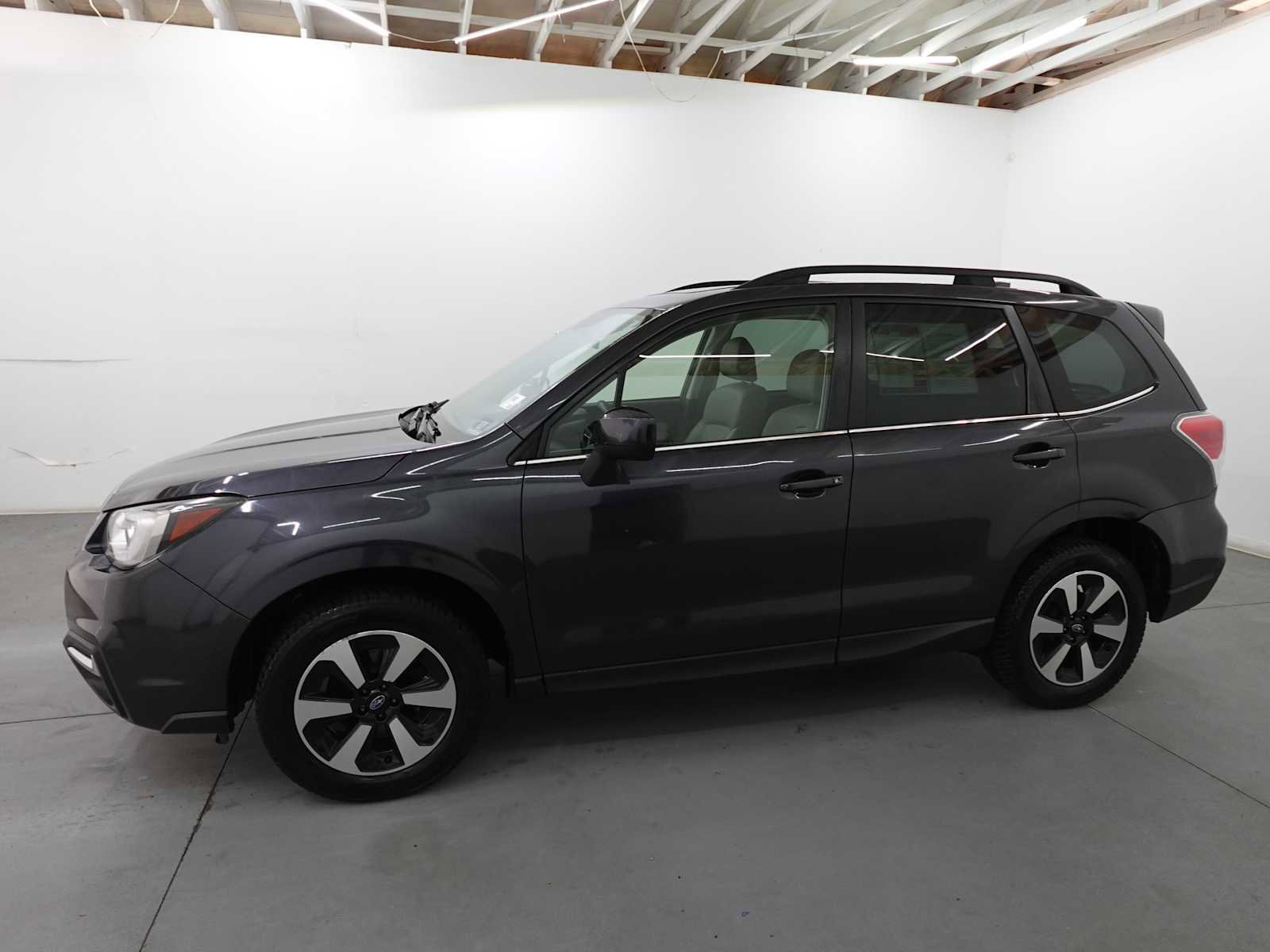 Used 2018 Subaru Forester 2.5i Limited image 8
