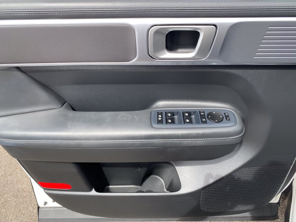 Certified 2025 Hyundai Santa Fe XRT AWD/4WD image 27