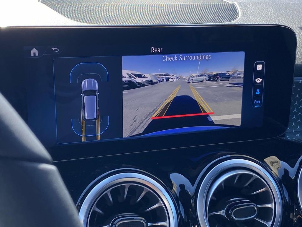 Certified 2025 Mercedes-Benz GLB 250 image 29