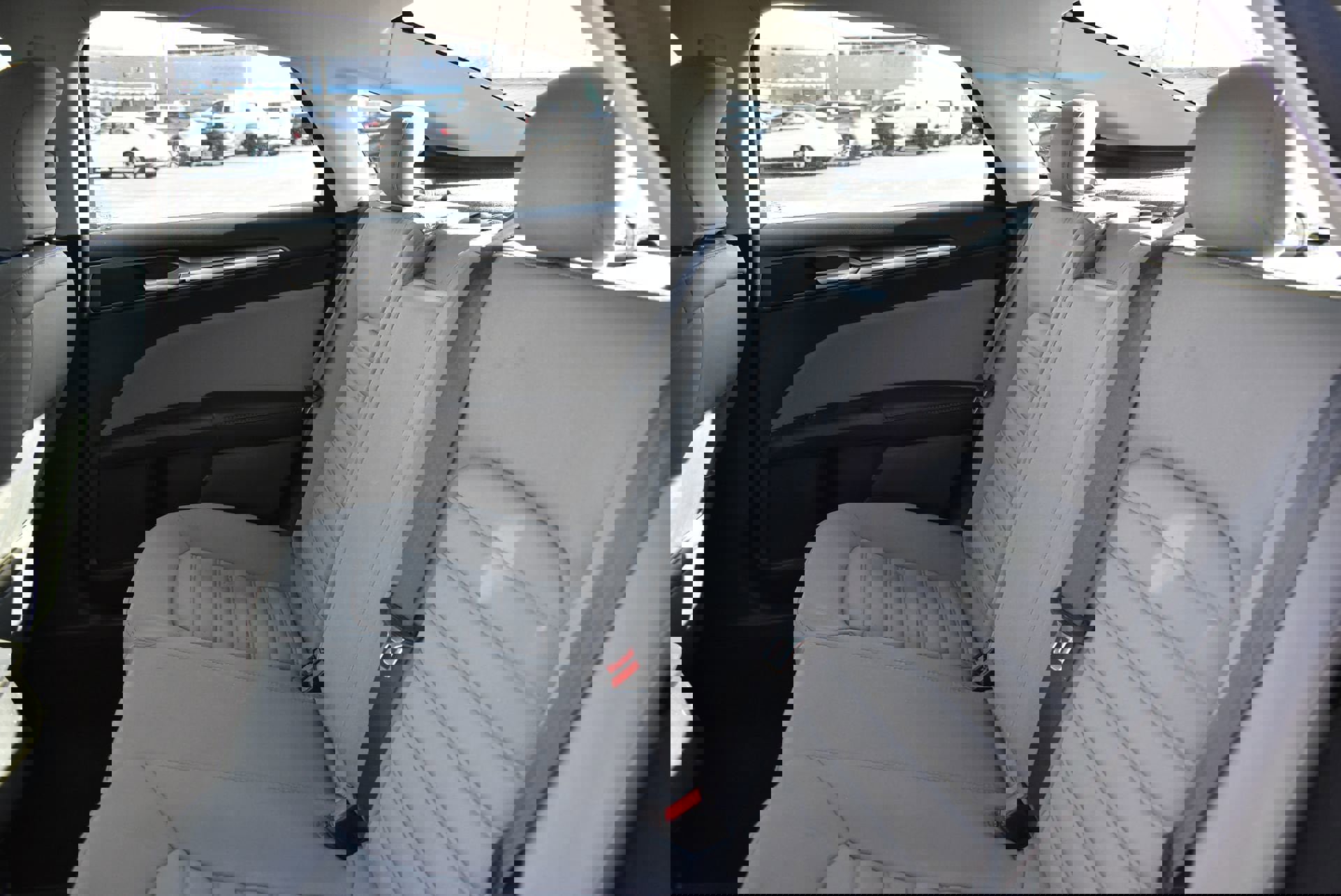 Used 2015 Ford Fusion S image 16