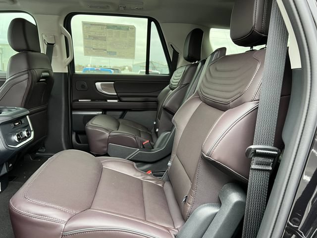 New 2025 Ford Expedition Max Platinum w/ Platinum Ultimate Package AWD/4WD image 4