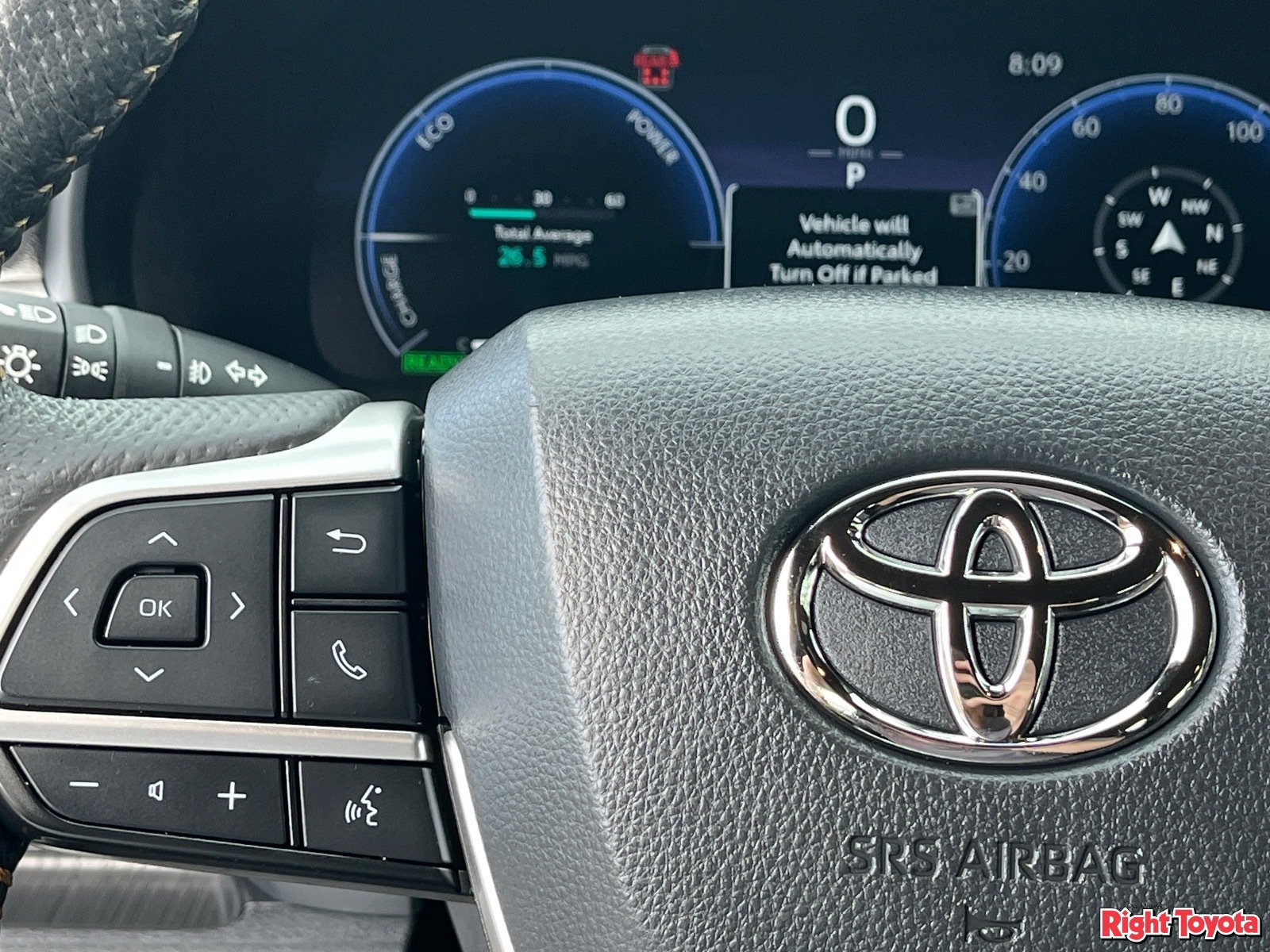 Certified 2025 Toyota Sienna XLE Woodland Edition AWD/4WD image 23