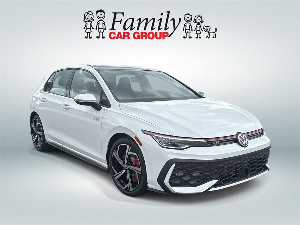 Certified 2025 Volkswagen GTI SE FWD image 2