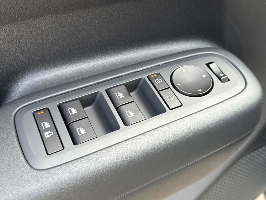 New 2026 Hyundai Santa Fe SE image 22