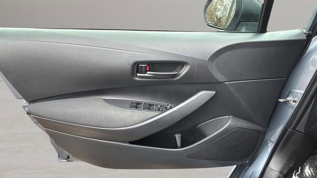 Used 2023 Toyota Corolla LE image 17