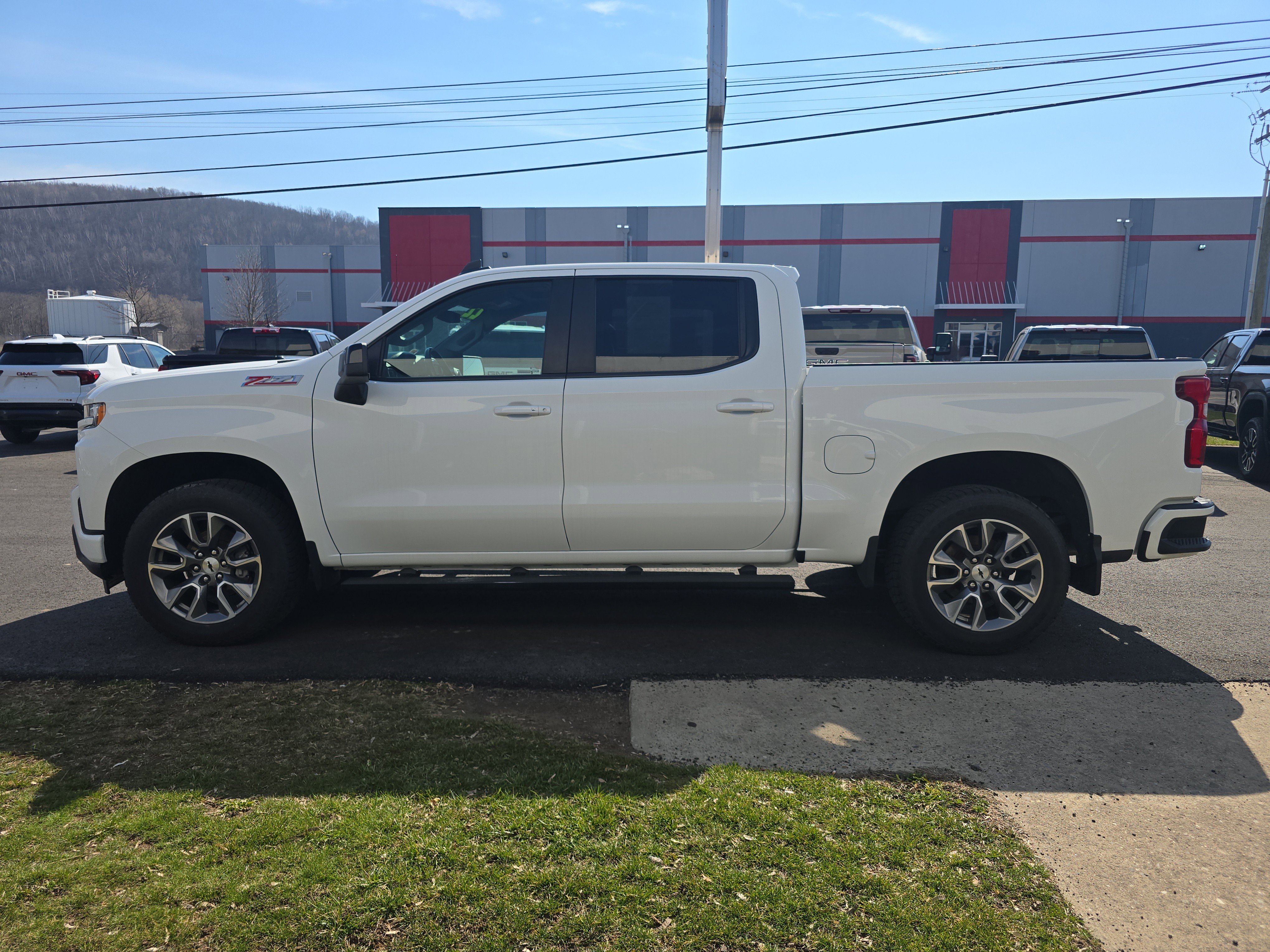 Used 2022 Chevrolet Silverado 1500 RST image 7