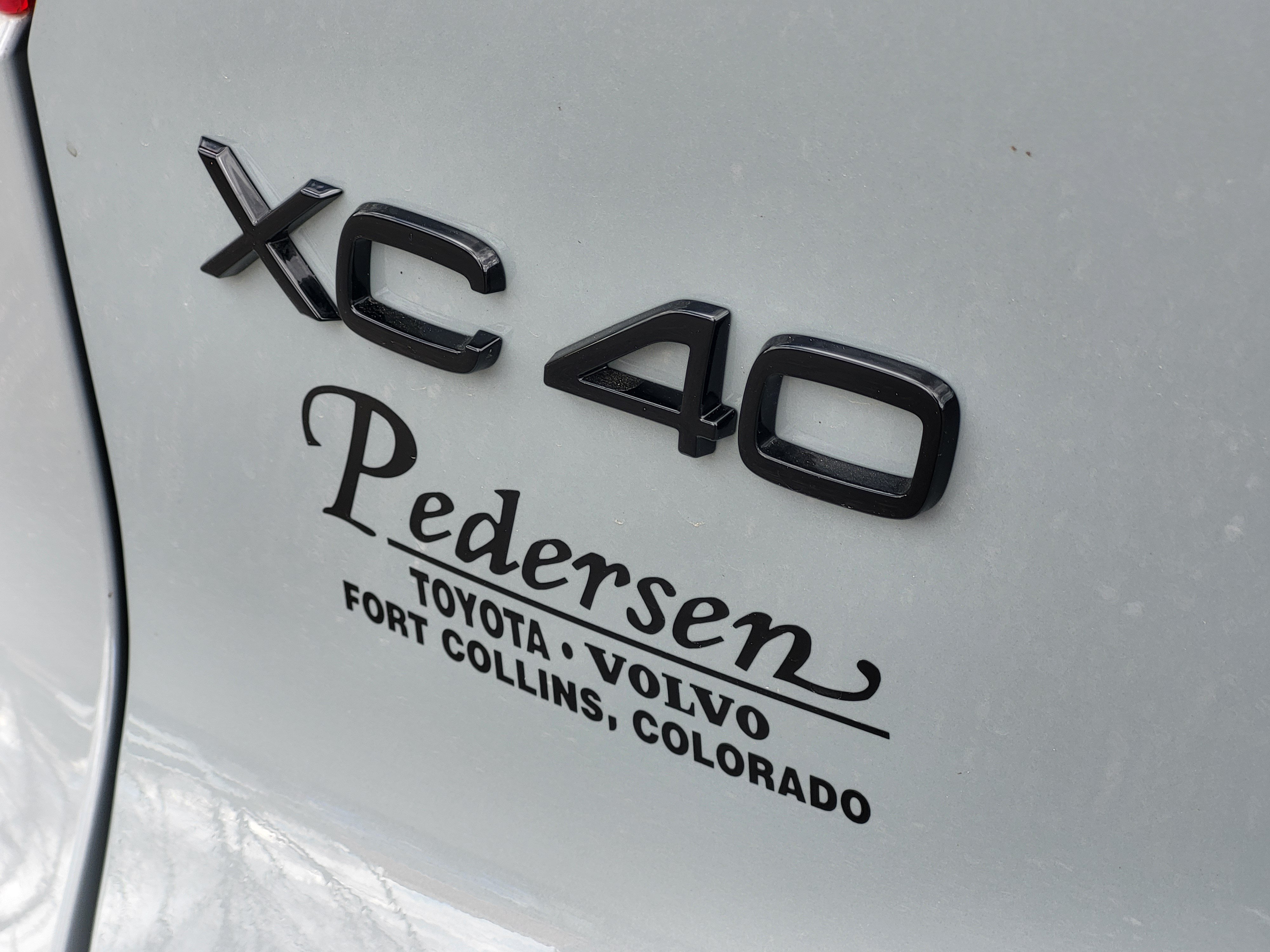 New 2026 Volvo XC40 B5 Ultra w/ Protection Package Premier AWD/4WD image 8