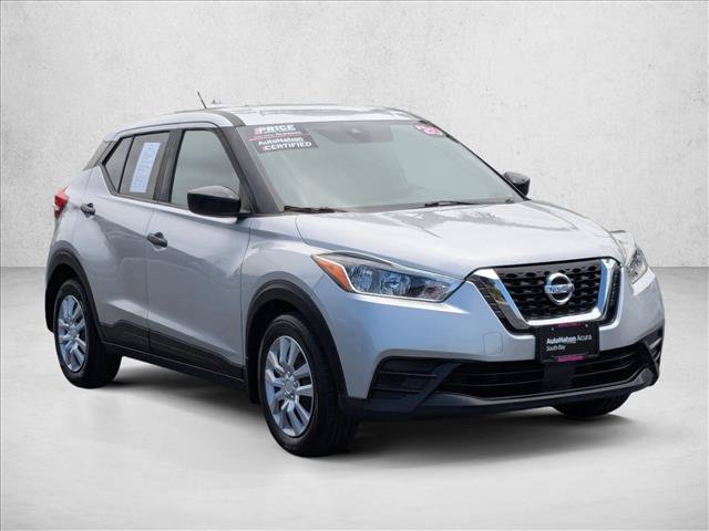 Used 2020 Nissan Kicks S FWD image 3