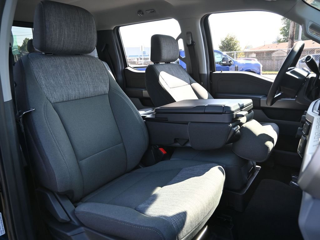 New 2026 Ford F350 XLT image 31