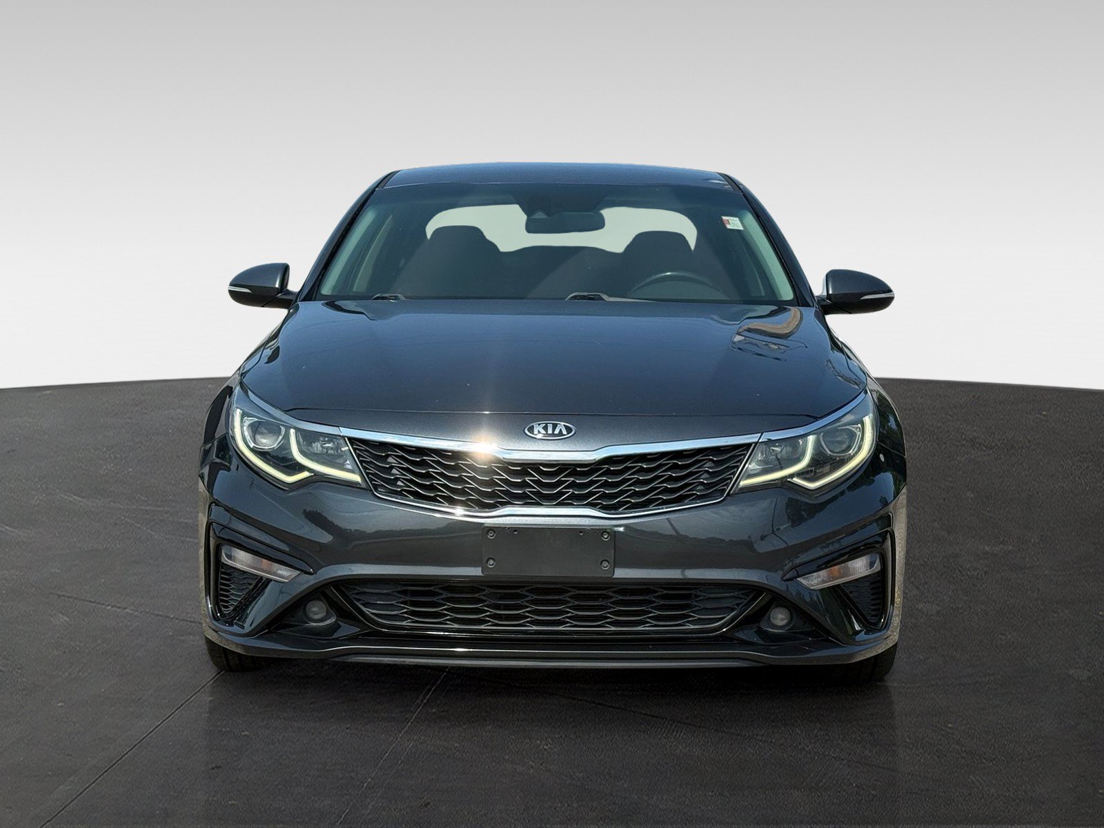 Used 2020 Kia Optima S FWD image 2