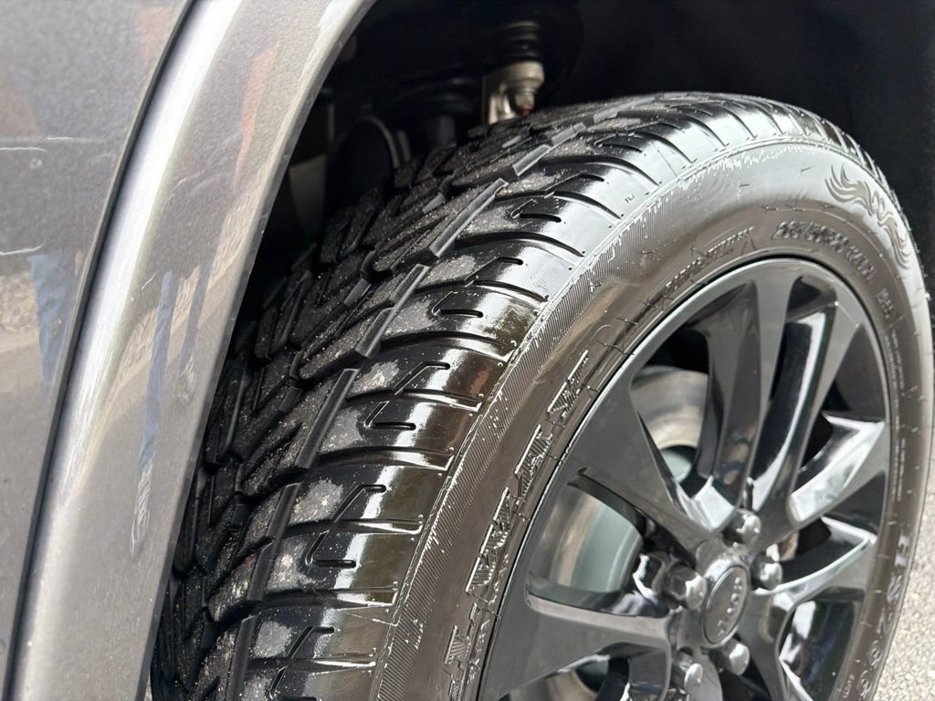 Used 2021 Jeep Grand Cherokee Laredo X AWD/4WD image 11