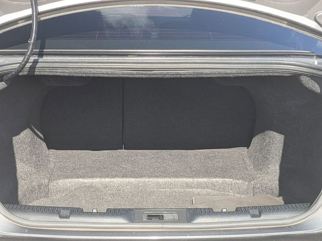 Used 2018 Ford Taurus SEL image 28