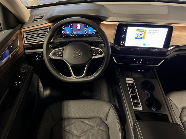 New 2026 Volkswagen Taos SE image 11