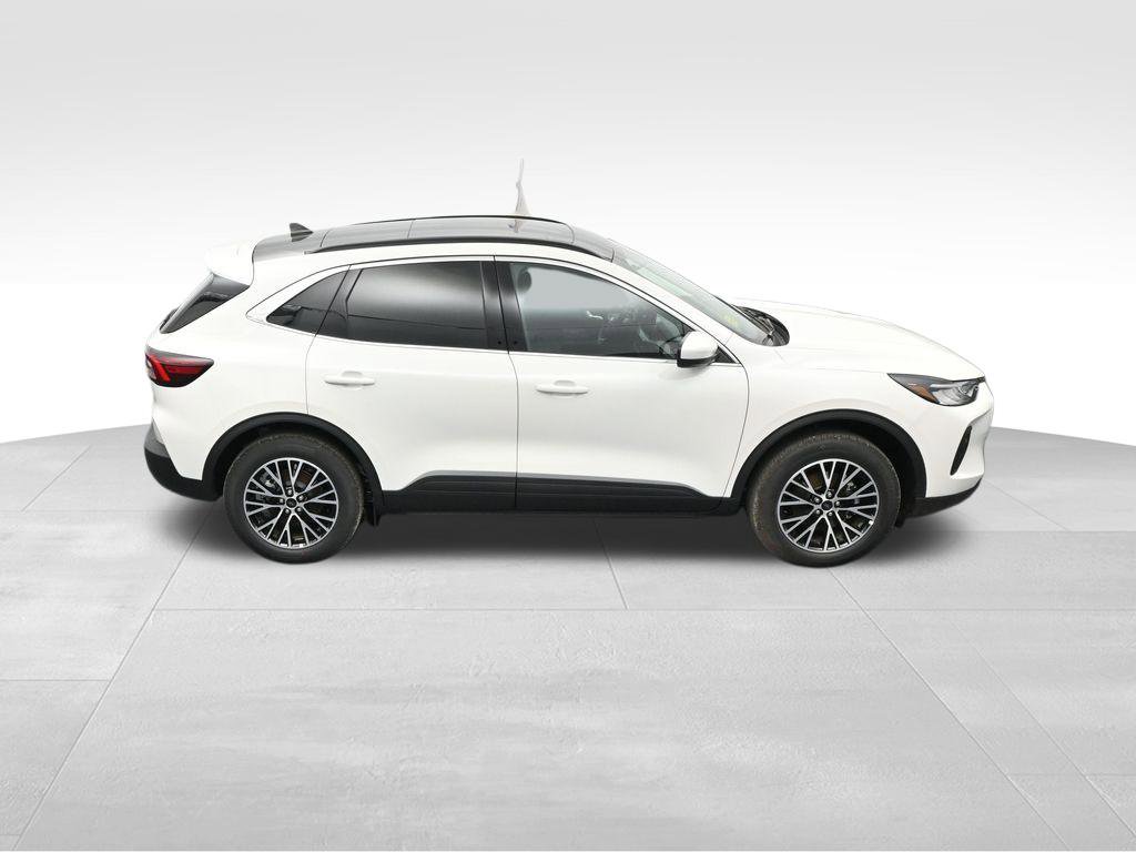 New 2025 Ford Escape SE image 38