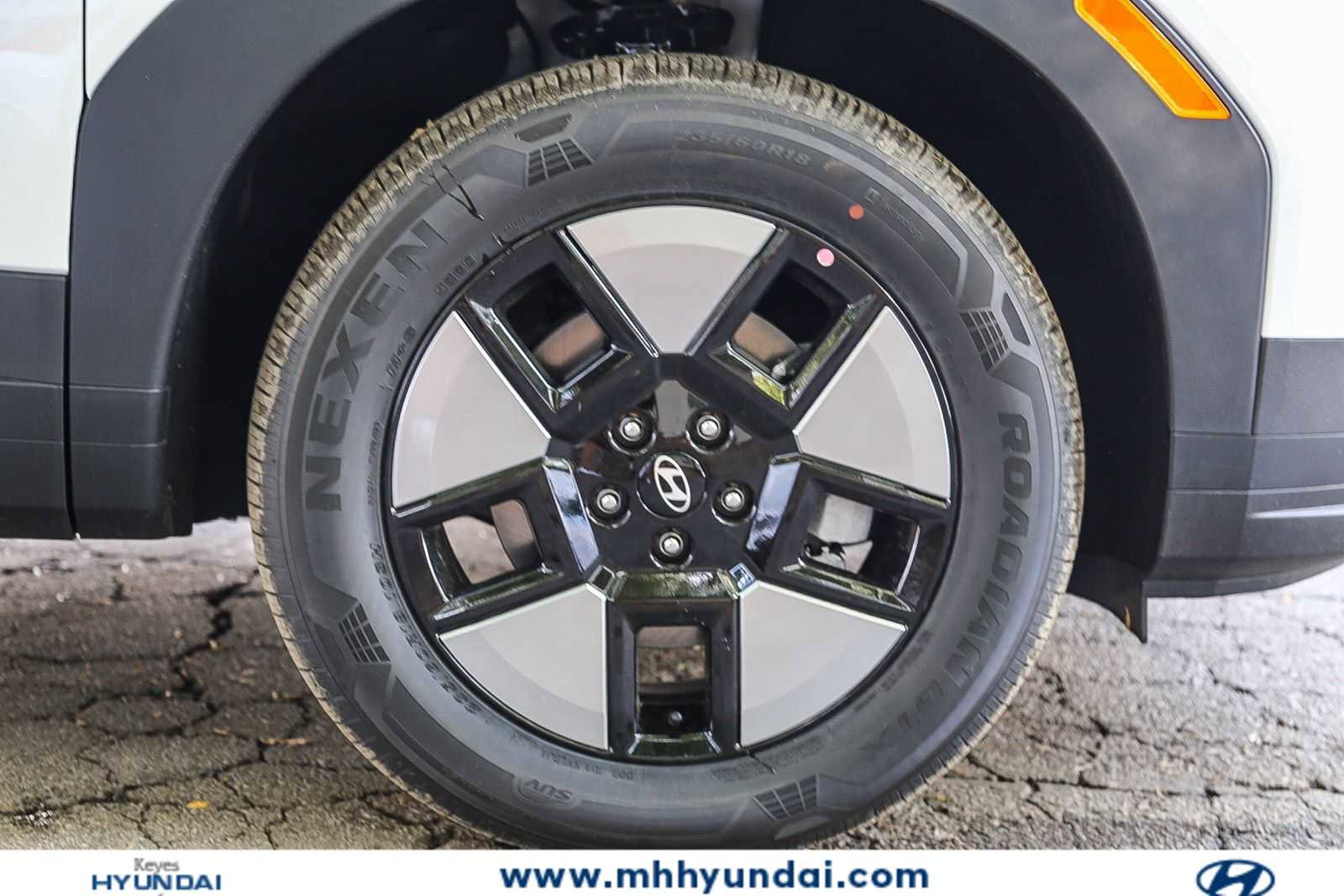 New 2026 Hyundai Santa Fe SE FWD image 10