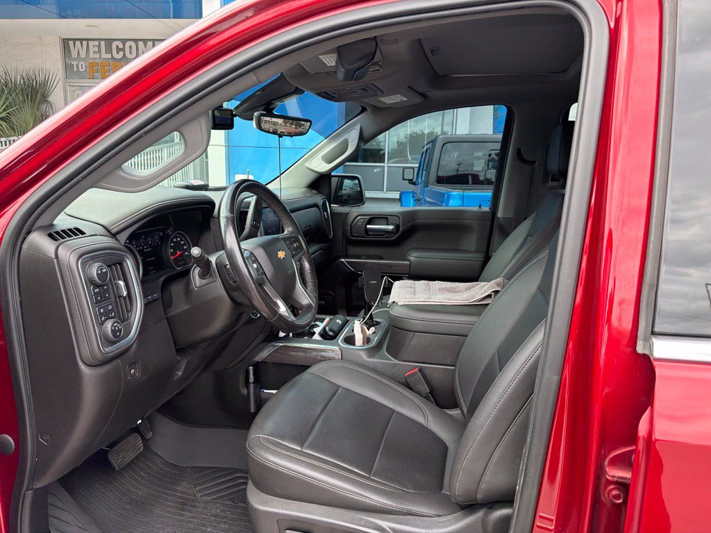 Used 2022 Chevrolet Silverado 1500 LTZ w/ LTZ Premium Package AWD/4WD image 14