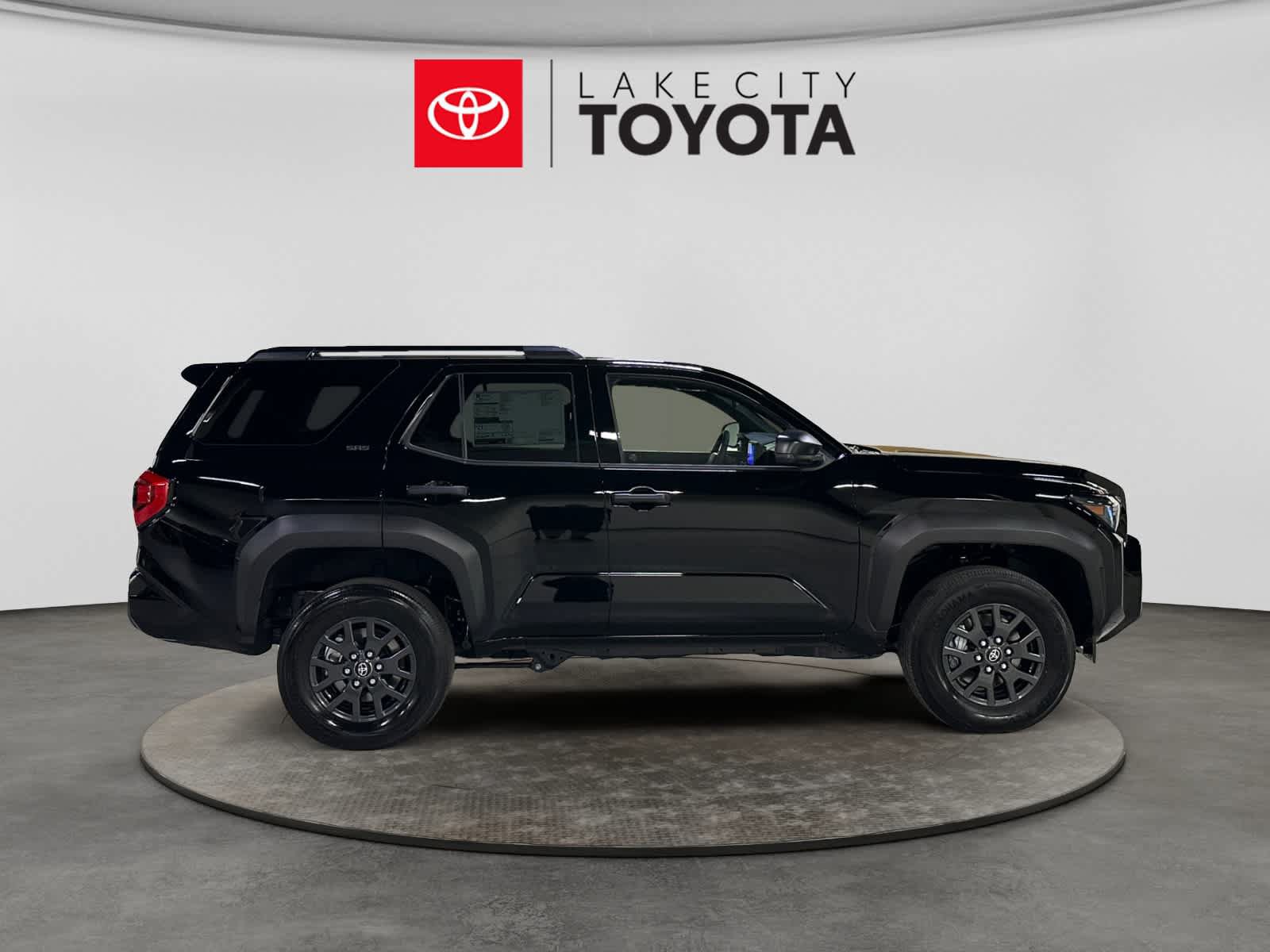 New 2026 Toyota 4Runner SR5 AWD/4WD image 7