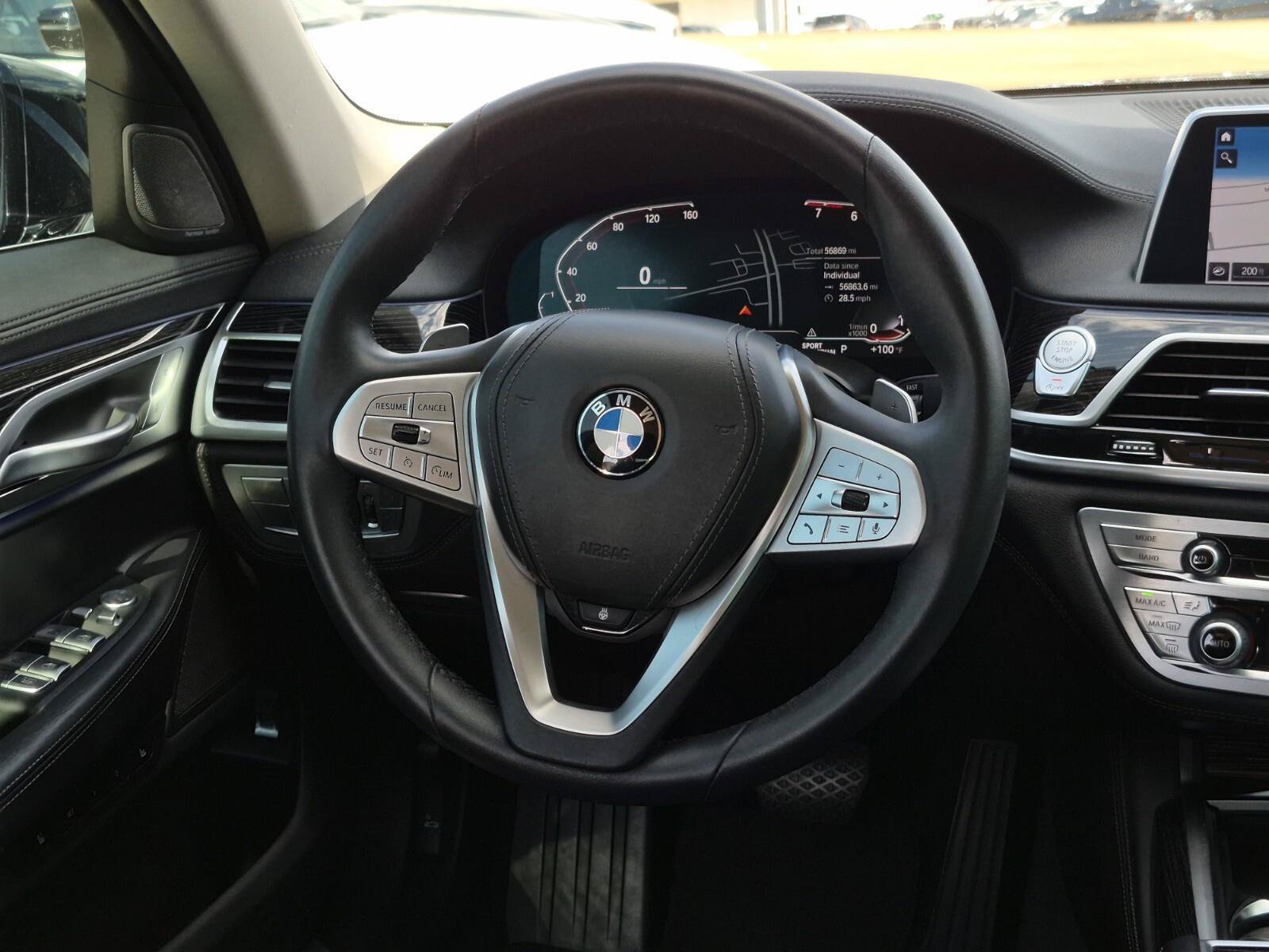 Used 2022 BMW 740i w/ Premium Package RWD image 19
