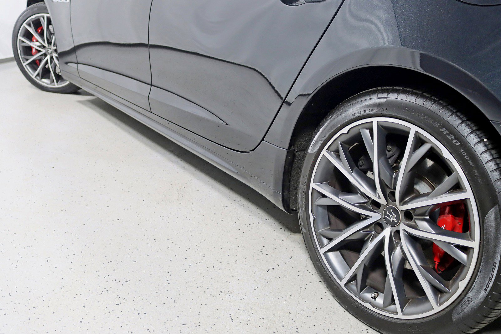 Used 2021 Maserati Quattroporte S Q4 AWD/4WD image 12