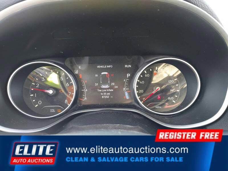 Used 2018 Jeep Compass Limited w/ Navigation Group FWD image 13