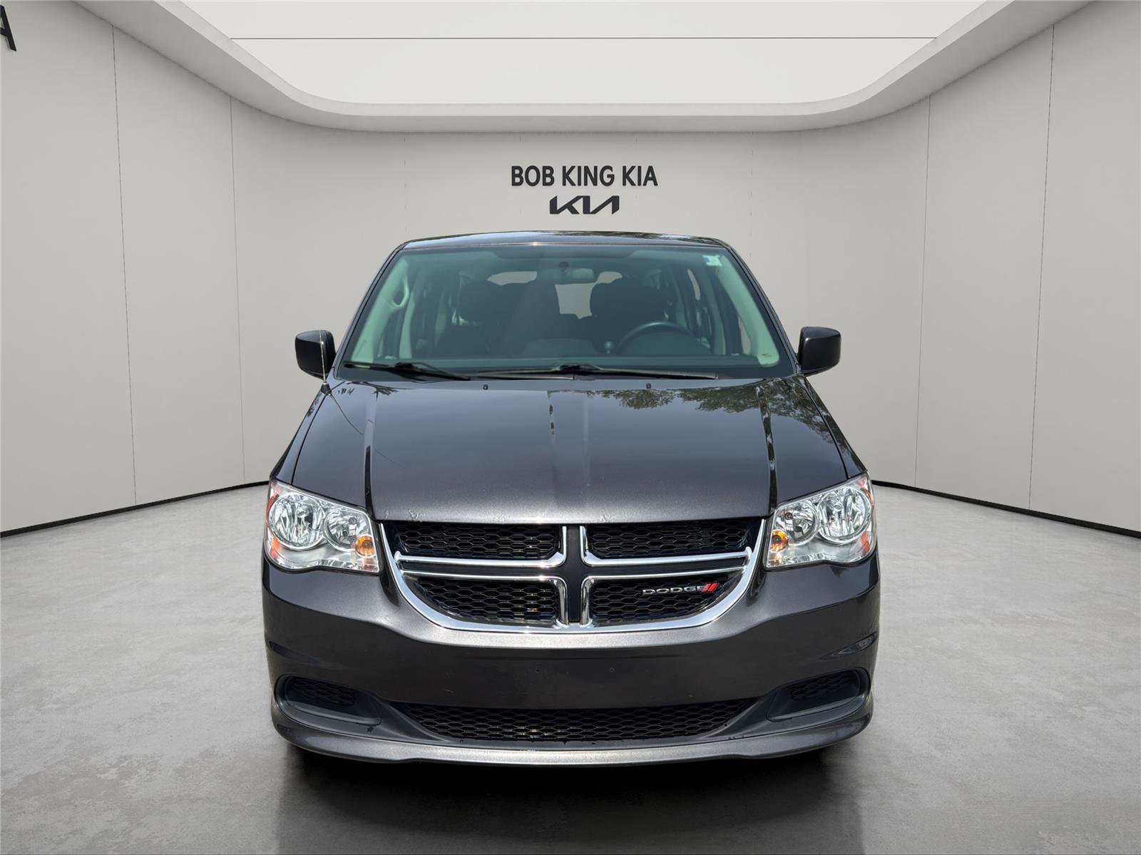 Used 2015 Dodge Grand Caravan American Value Package FWD image 8