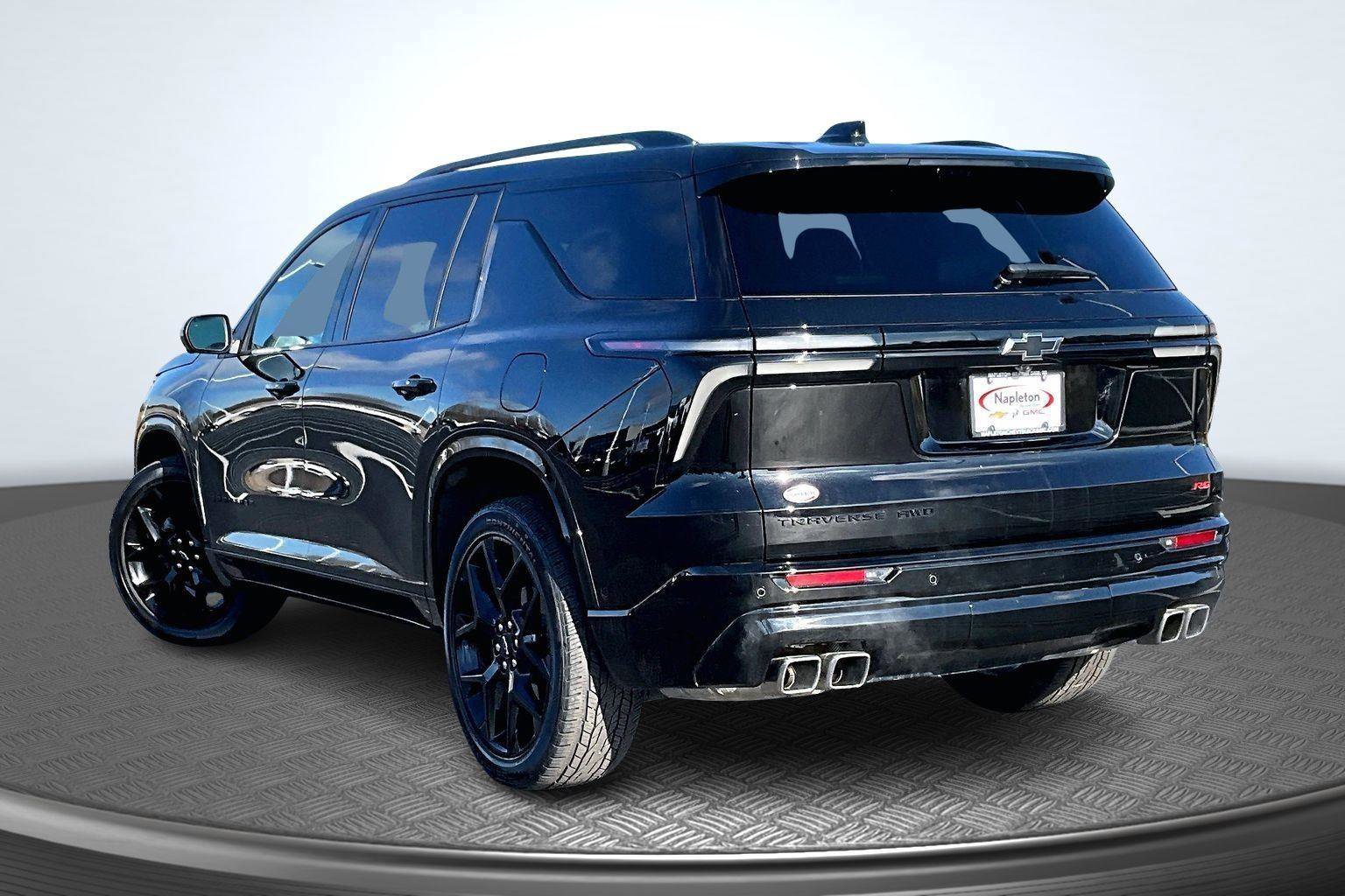 Used 2024 Chevrolet Traverse RS w/ LPO, Floor Liner Package image 14