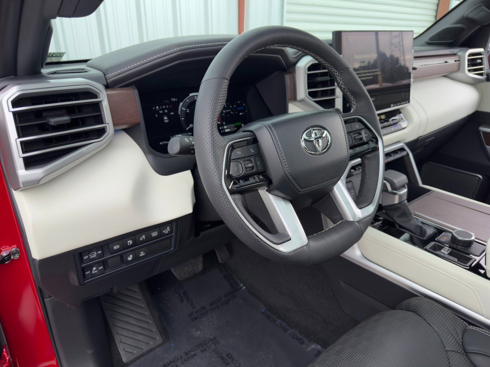 Used 2024 Toyota Sequoia Capstone image 14