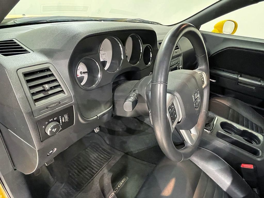 Used 2012 Dodge Challenger R/T RWD image 57