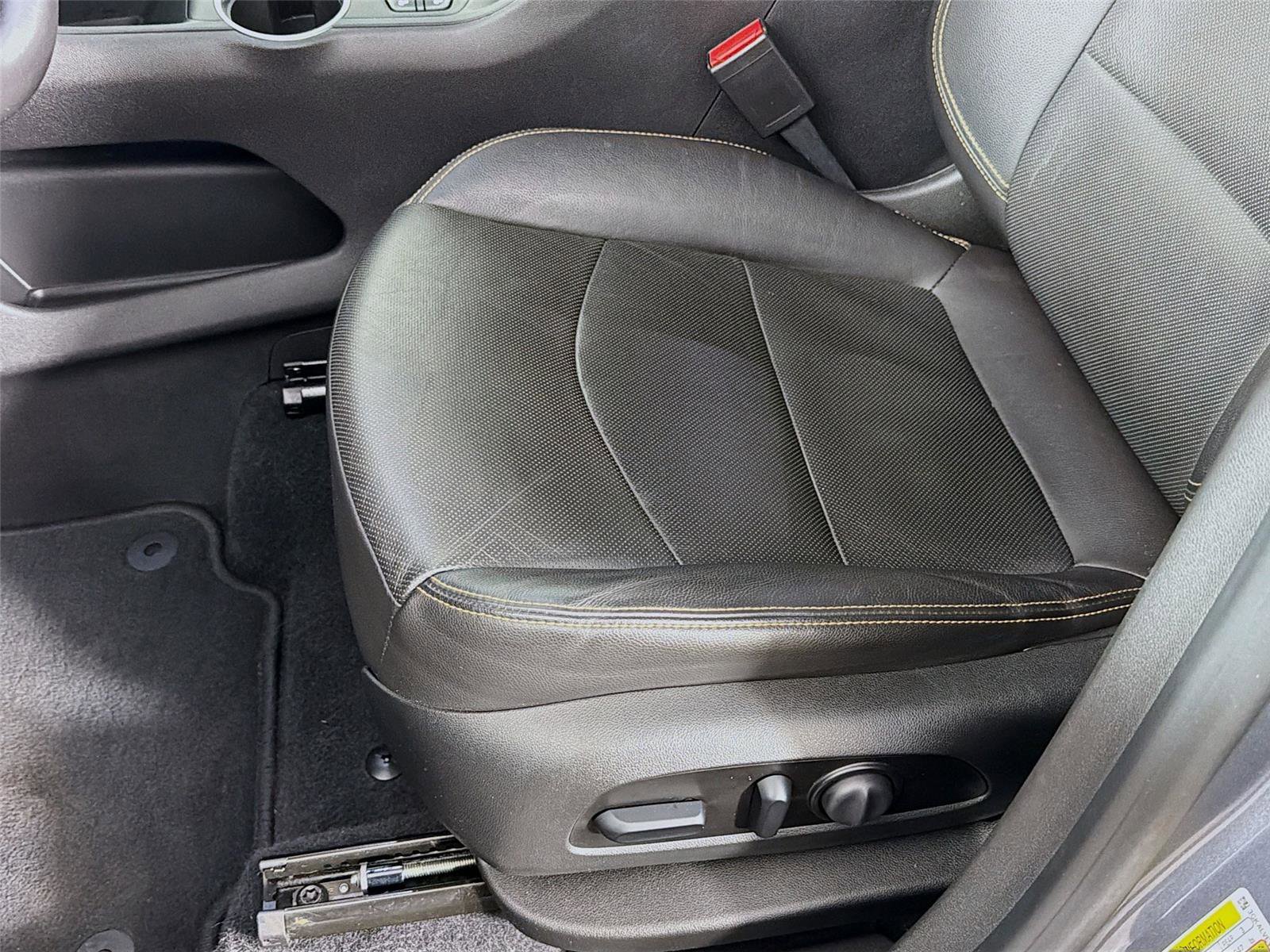 Used 2021 GMC Terrain SLT w/ Infotainment Package II image 20