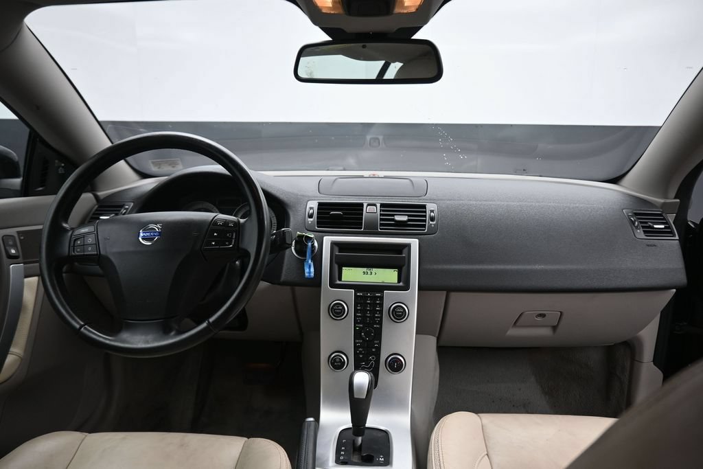 Used 2011 Volvo C70 T5 FWD image 34