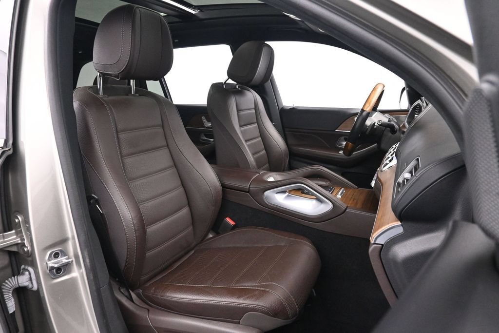 Used 2022 Mercedes-Benz GLS 450 4MATIC image 29