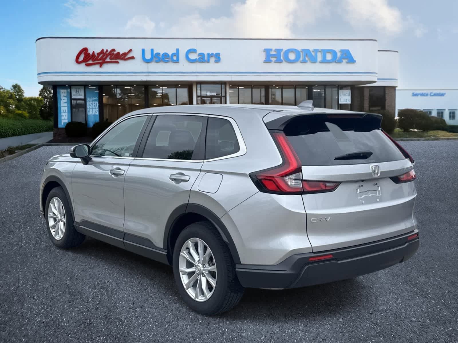 Used 2024 Honda CR-V EX image 4